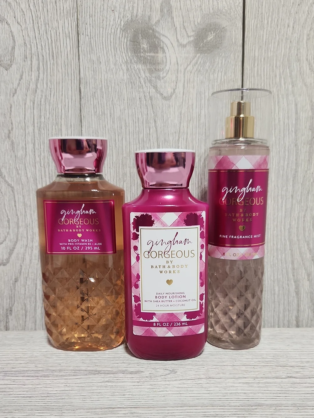 Bath & Body Works Gingham Gorgeous 3pc Gift Set Body Wash, Lotion, Mist